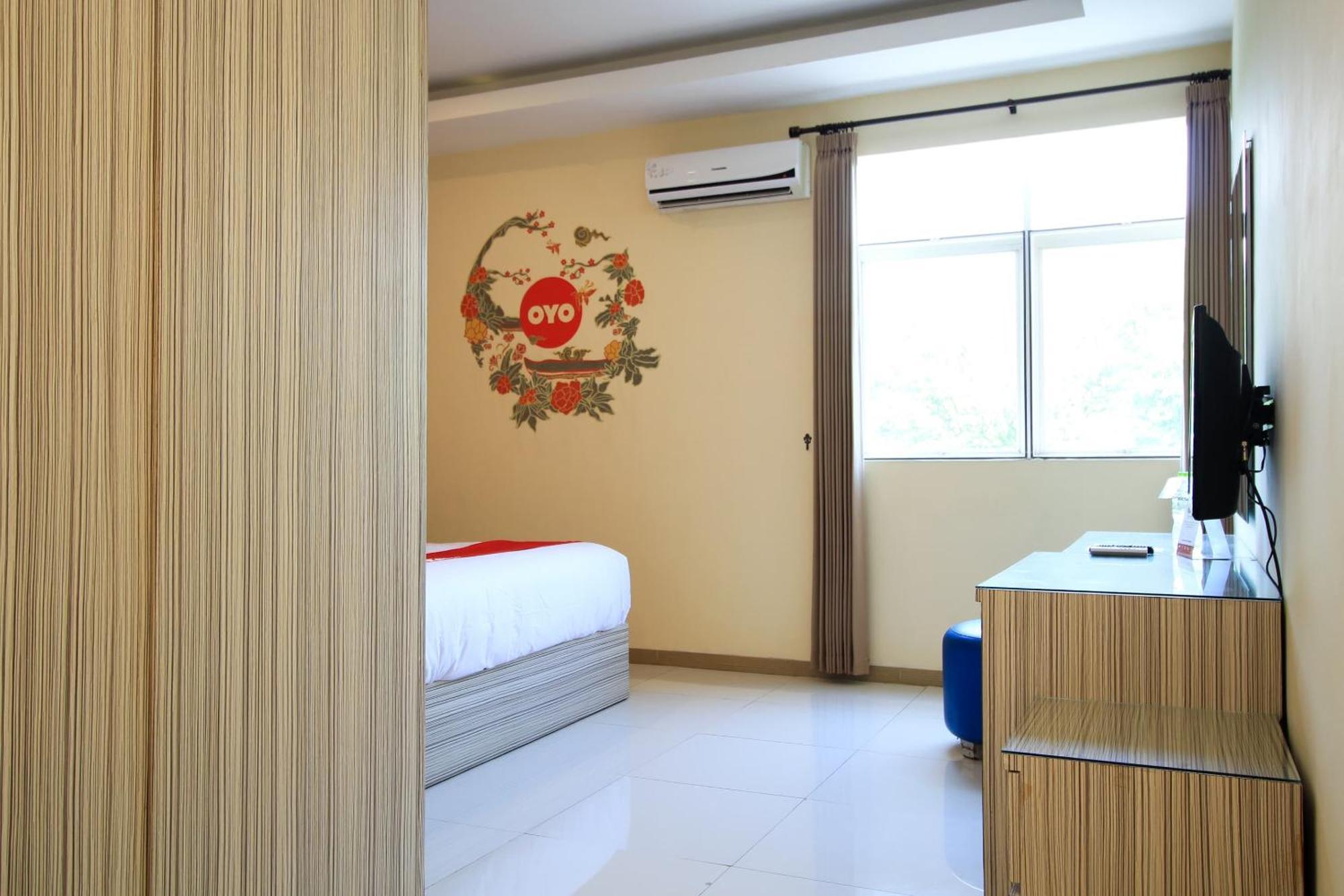 Super Oyo Capital O 175 K-60 Hotel 2*