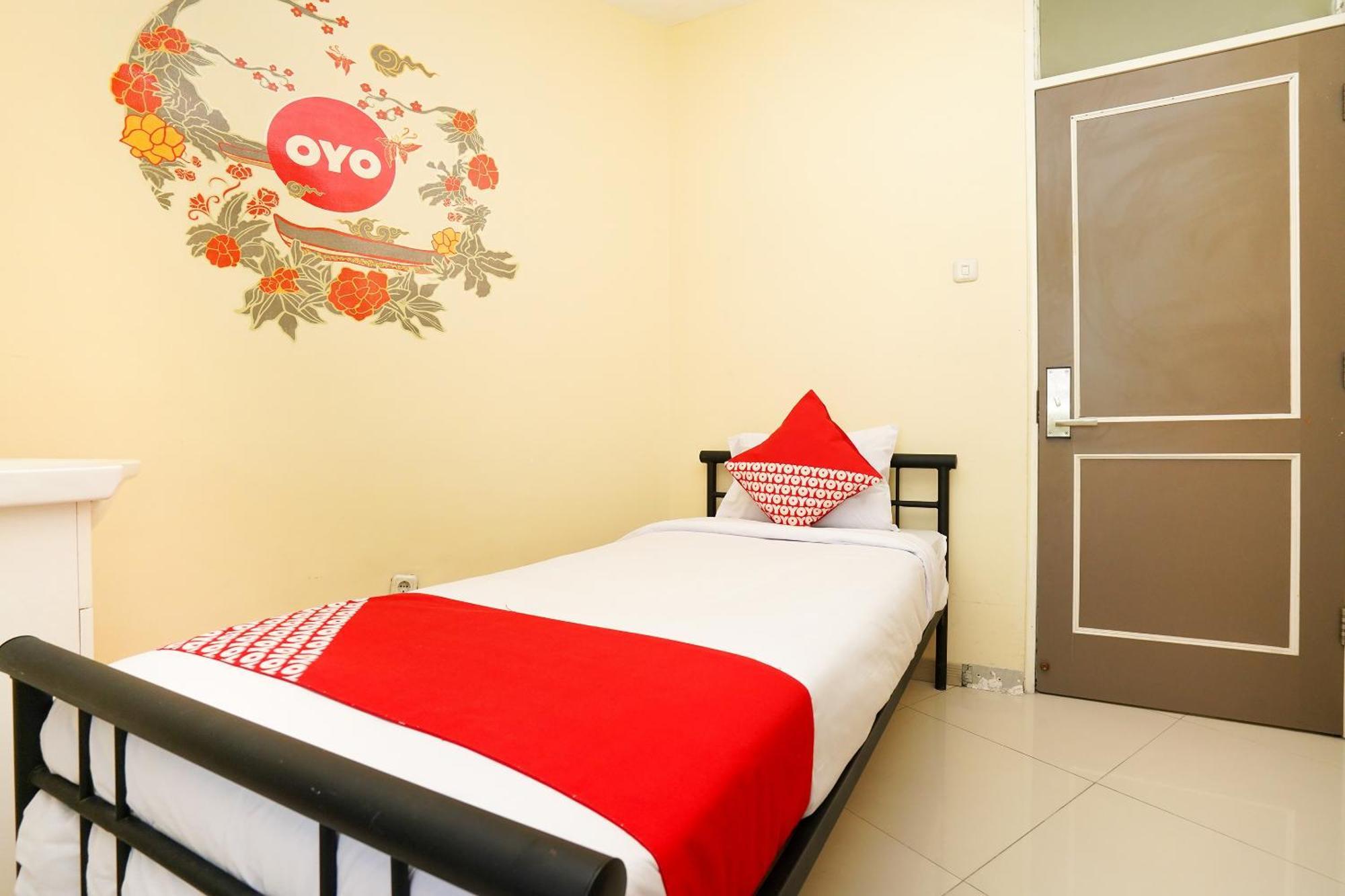 Super Oyo Capital O 175 K-60 Hotel 2*