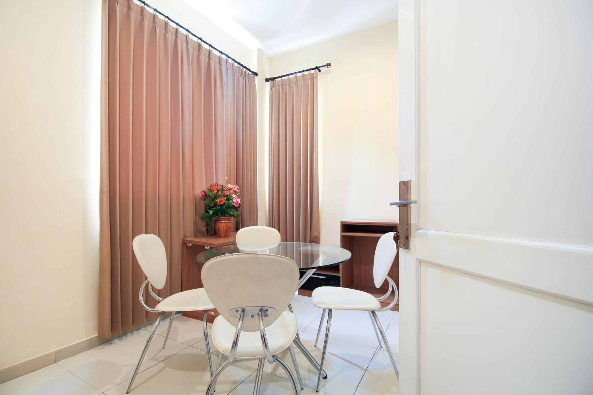 Hotel Super Oyo Capital O 175 K-60 2*