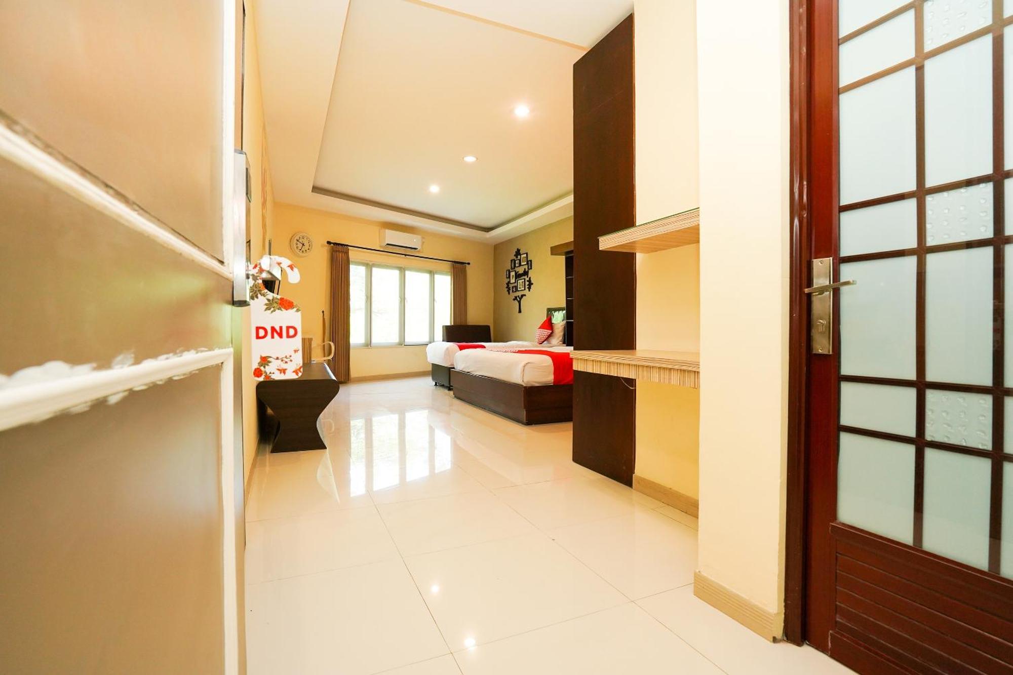 Super Oyo Capital O 175 K-60 Hotel