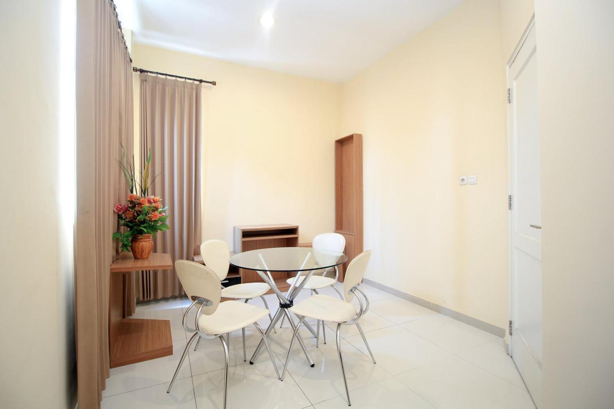 Hotel Super Oyo Capital O 175 K-60 Surabaya